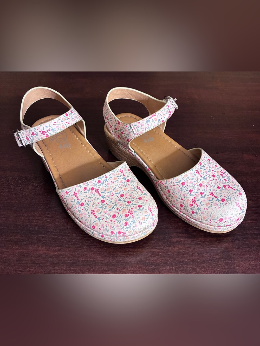 Art Class Girl’s White Floral Ankle-Strap Wedge Shoes
